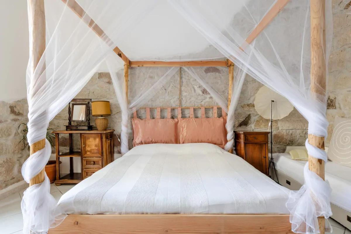 Duas Pedras, Private Apartment In The Heart Of บอซา ภายนอก รูปภาพ